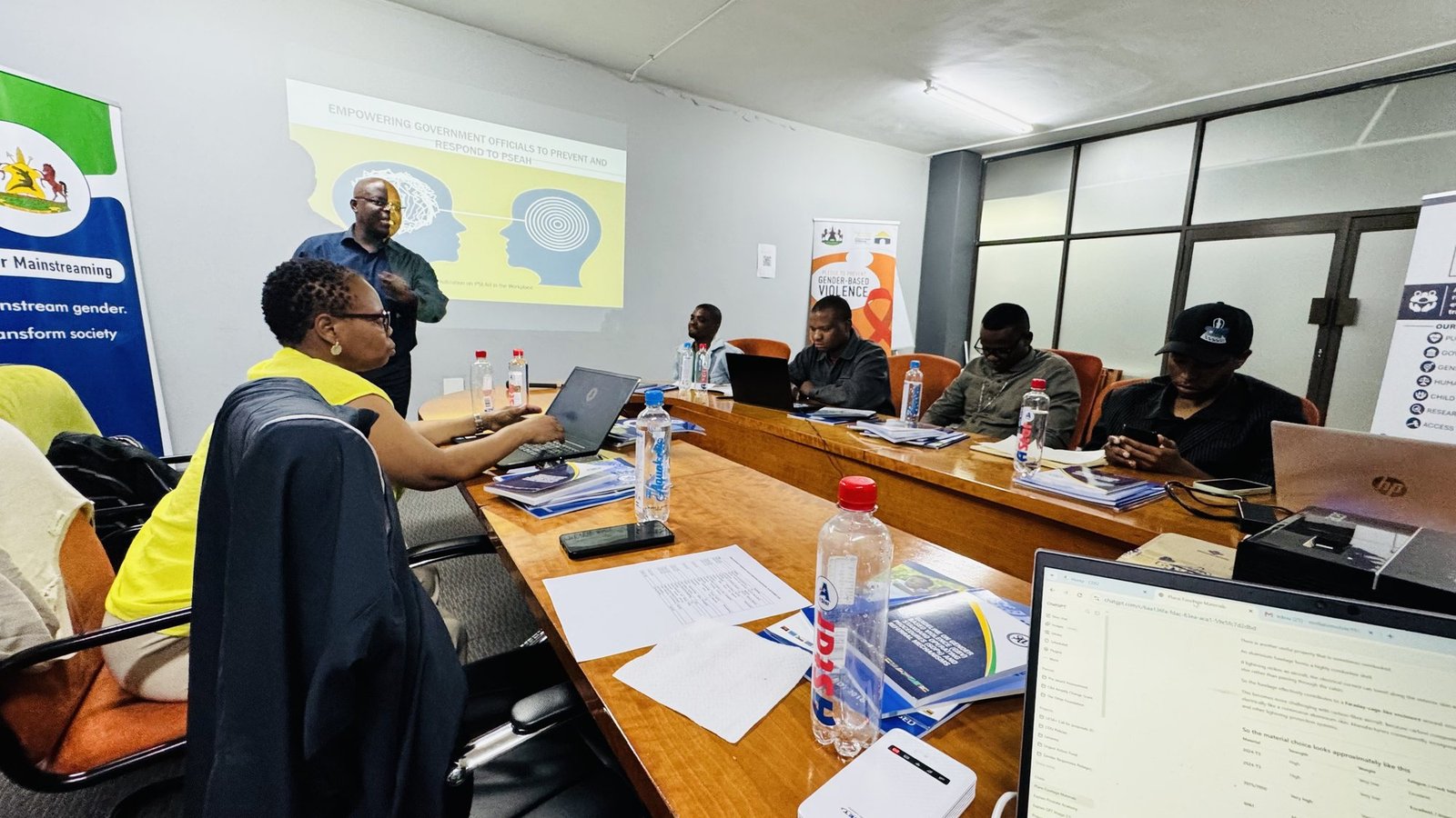 A Ministry of Gender facilitator presenting to journalists during the gender and GBV workshop